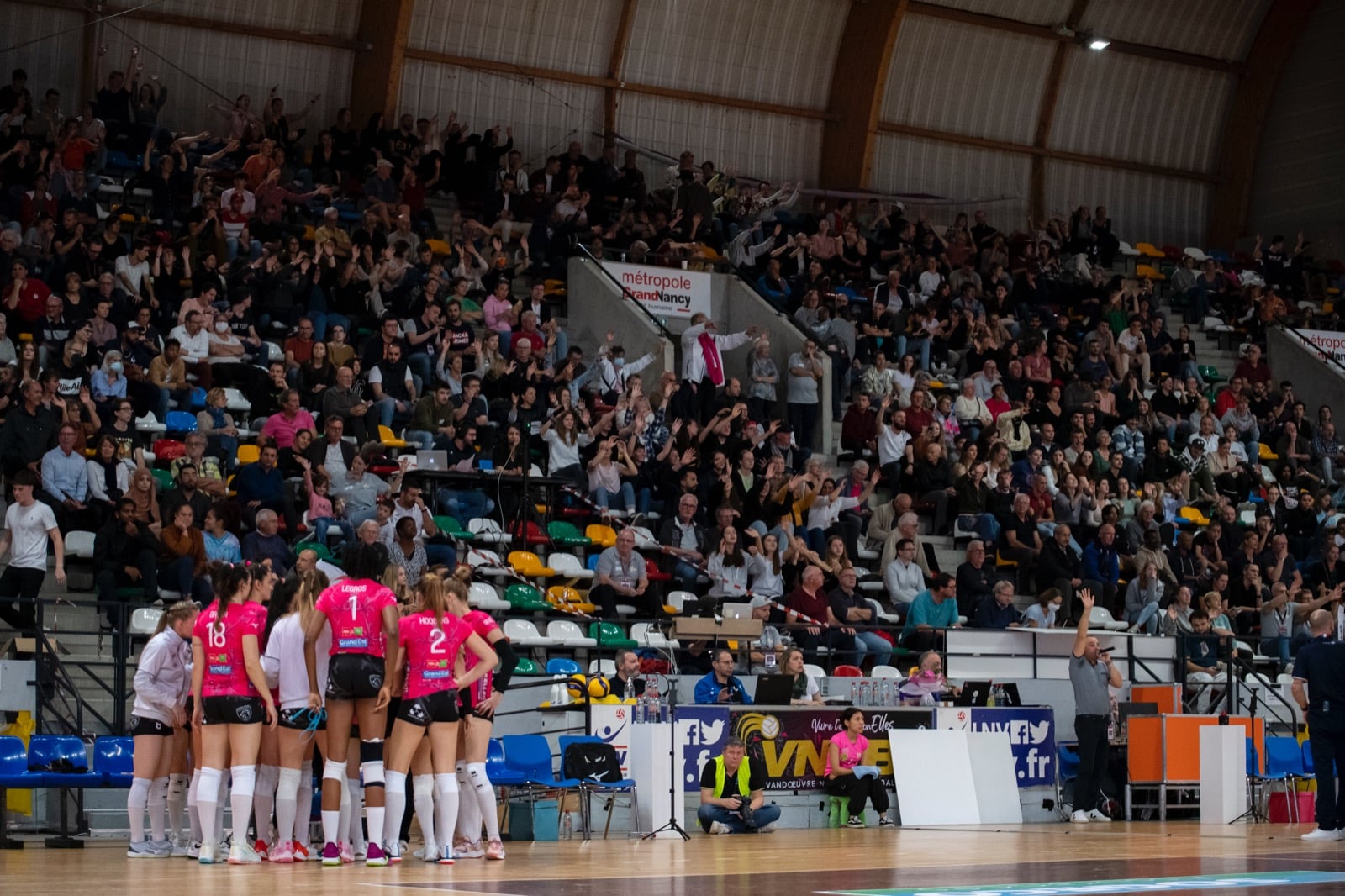 Public du VNVB face à Pays d'Aix Venelles